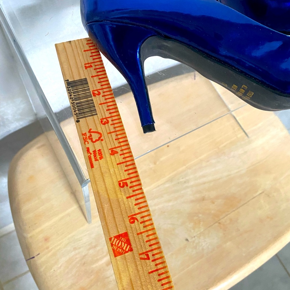Shoes - Picture 2 of 4
